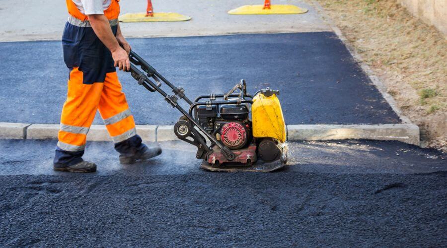 Professional gutter cleaning in Vilas, NC